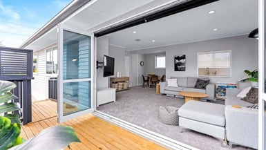 1/32 Seaview Road, Glenfield, Auckland