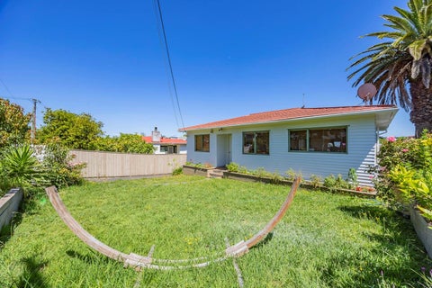 1/50 College Road, Northcote, Auckland