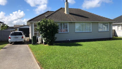 41 Kittyhawk Row, Bulls