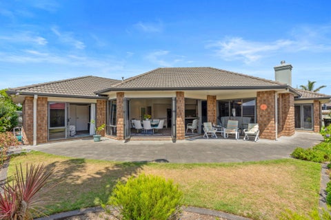 4 Saratoga Court, Papamoa Beach, Papamoa