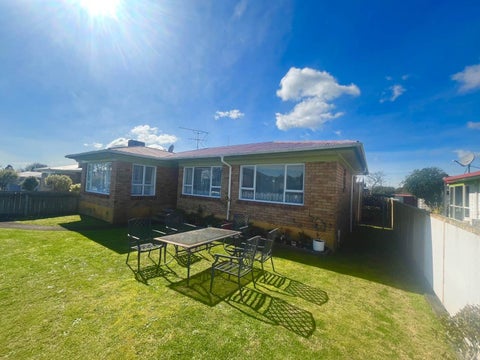8A Garden Terrace, Pukekohe, Pukekohe