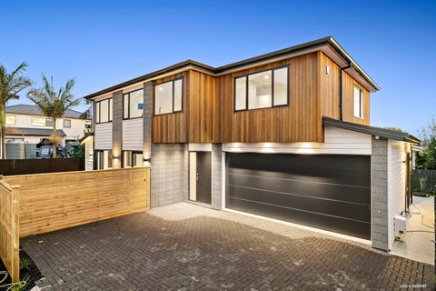 16B Gulf Crest, Bucklands Beach, Auckland