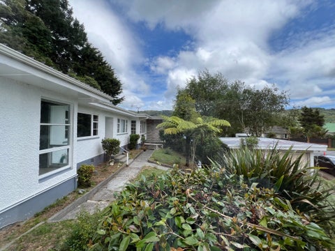 1 Coast Road, Wainuiomata, Lower Hutt