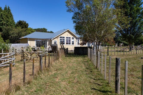680 Laws Road, Dannevirke
