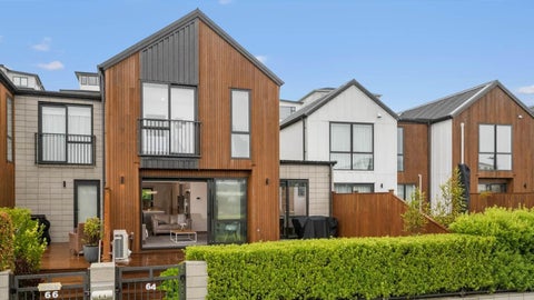 64 Arran Point Parade, Orewa, Orewa