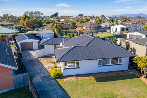 17 Cromer Place, New Brighton, Christchurch