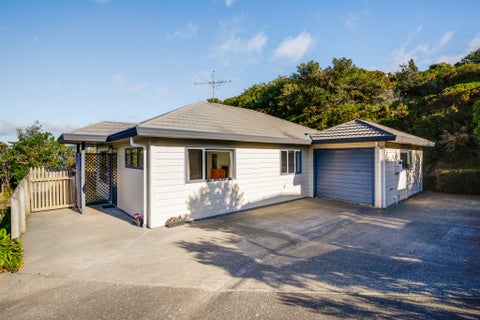 18A Bowes Crescent, Strathmore Park, Wellington