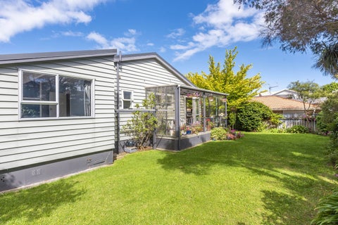 33 Ocean Road, Paraparaumu Beach, Paraparaumu