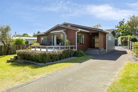 74 Tamatea Road, Taupo