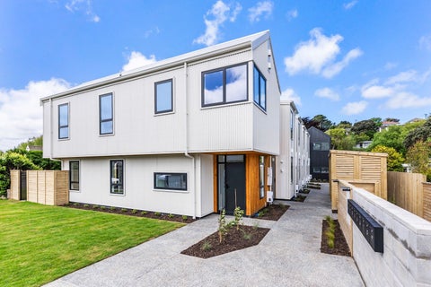 18 Oxford Street, Tawa, Wellington