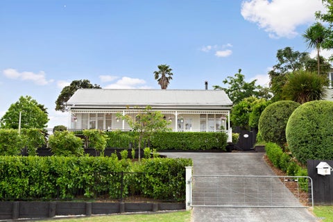 6 Makiri Street, Helensville, Helensville