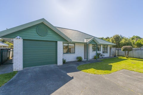 37B Spackman Crescent, Paraparaumu
