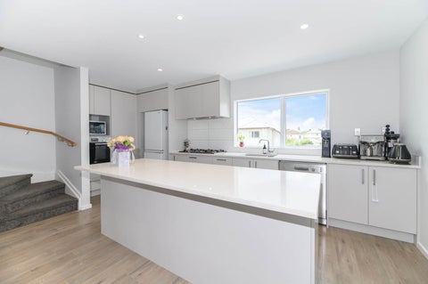 93 Bordeaux Parade, Te Atatu South, Auckland
