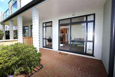 67/2 Armoy Drive, East Tamaki, Auckland