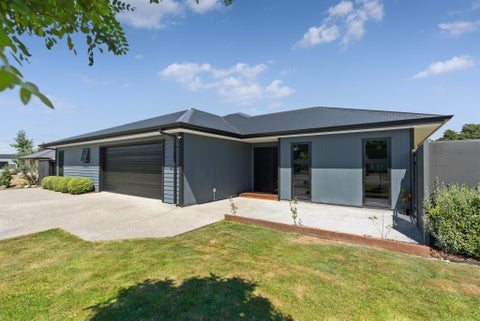 61 Marine Corps Drive, Solway, Masterton