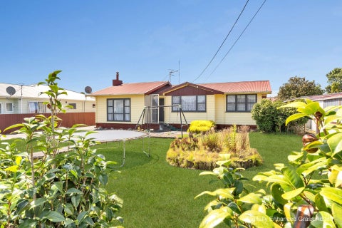 5 Lambert Street, Marton