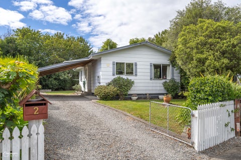 2 Tasman Crescent, Carterton