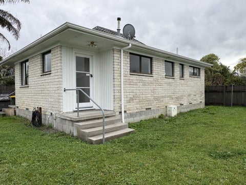 1B Cypress Crescent, Pukete, Hamilton