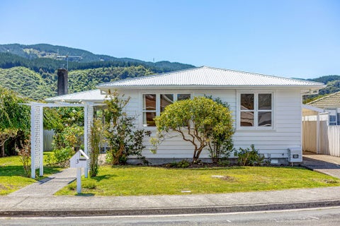 3 Tiwakawaka Grove, Heretaunga, Upper Hutt