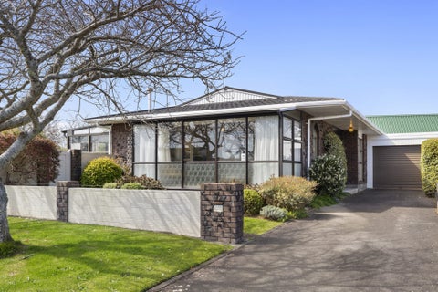 1A Hunter Place, Merrilands, New Plymouth