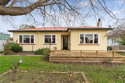 32 Naples Street, Martinborough
