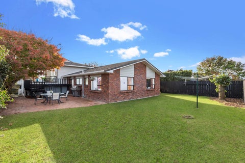 66 Carnoustie Drive, Wattle Downs, Auckland