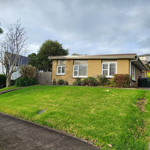 1/22 Houghton Street, Meadowbank, Auckland