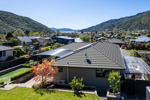6 Whitby Close, Waikawa, Picton