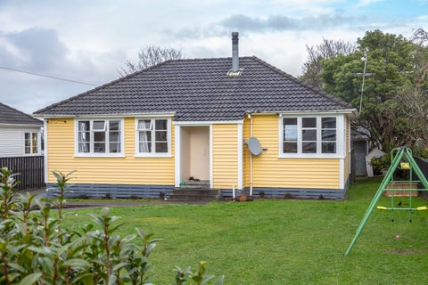 12 Fox Street, Featherston, Featherston
