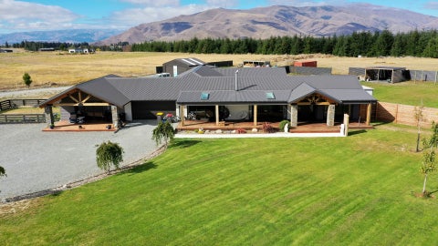 35 The Drive, Twizel