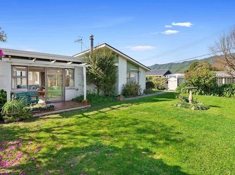 1 Miro Street, Waikanae, Waikanae