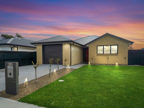 39 Tara Crescent, Woodend, Woodend