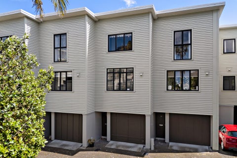 16/17 Lyon avenue, St Lukes, Auckland
