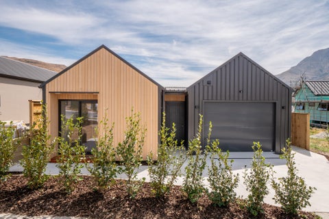 4 Southdown Road, Jacks Point, Queenstown