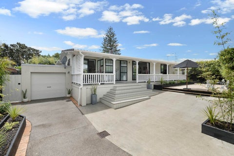 9B Centreway Road, Orewa, Orewa