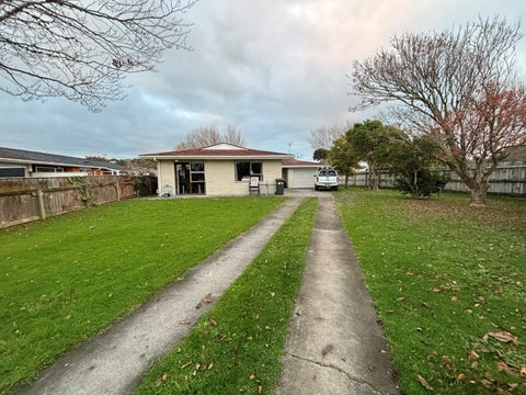 208 Te Moana Road, Waikanae, Waikanae