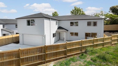 12 Jaedee CT, Howick , Auckland