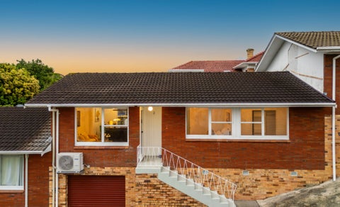 2/62 Quadrant Road, Onehunga, Auckland