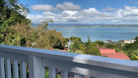 80 Hadfield Street, Beach Haven, Auckland
