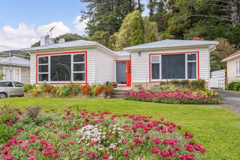 88 Hine Road, Wainuiomata, Lower Hutt