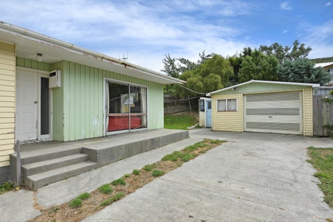 281 Wellington Road, Wainuiomata, Lower Hutt