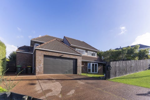 3 Churchill Road, Cockle Bay, Auckland