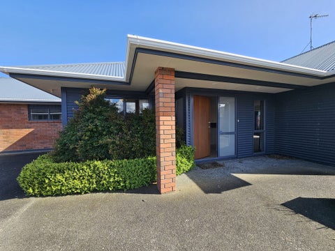 2 Monarch Mews, Levin, Levin