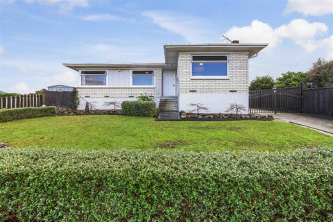 70 Pohutukawa Drive, Pukete, Hamilton