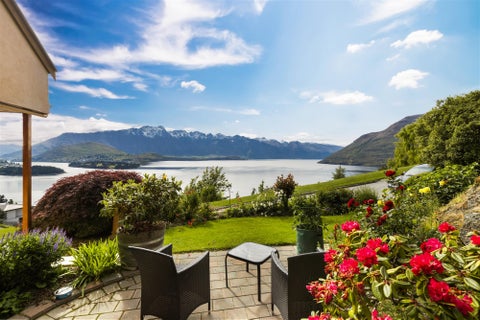 10 Chandler Lane, Fernhill, Queenstown
