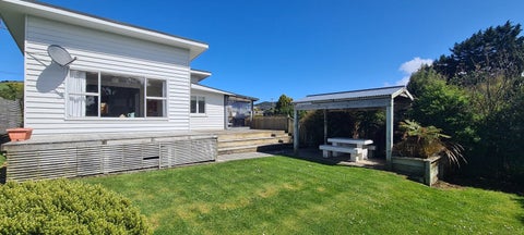 83 Walker Street, Riverton
