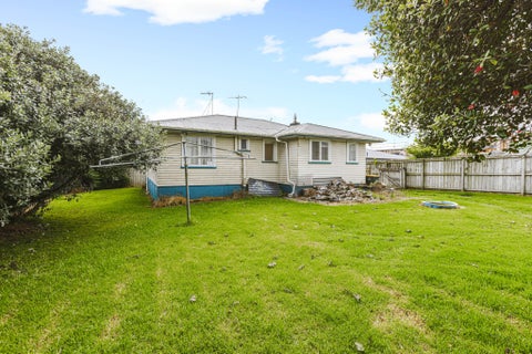 2/116 Mahia Road, Manurewa, Auckland