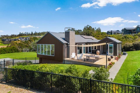 14 Rongoa RD, Okura Bush, Silverdale