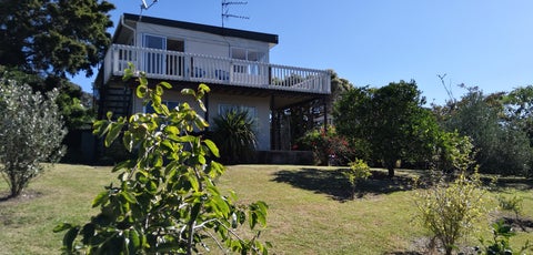 2/401 East Coast Road, Mairangi Bay, Auckland