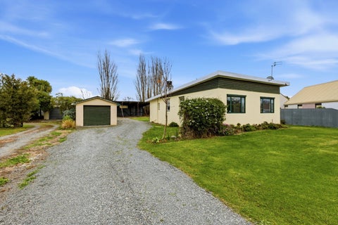 12 Spring Place, Leeston, Leeston